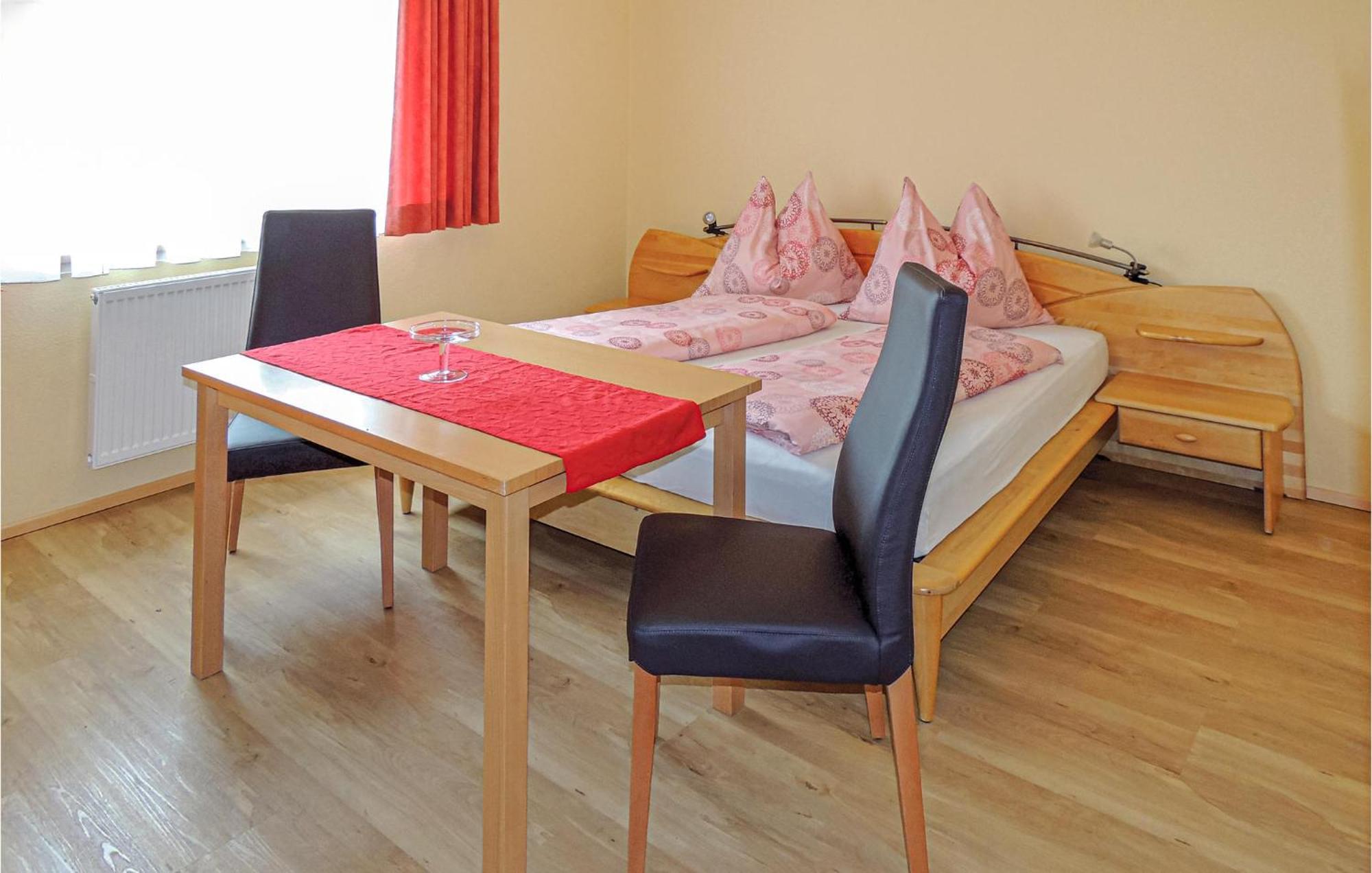 Groessere Ferienwohnung Иттер Экстерьер фото